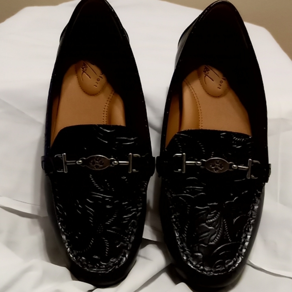Patricia nash tooled leather floral slide loafers